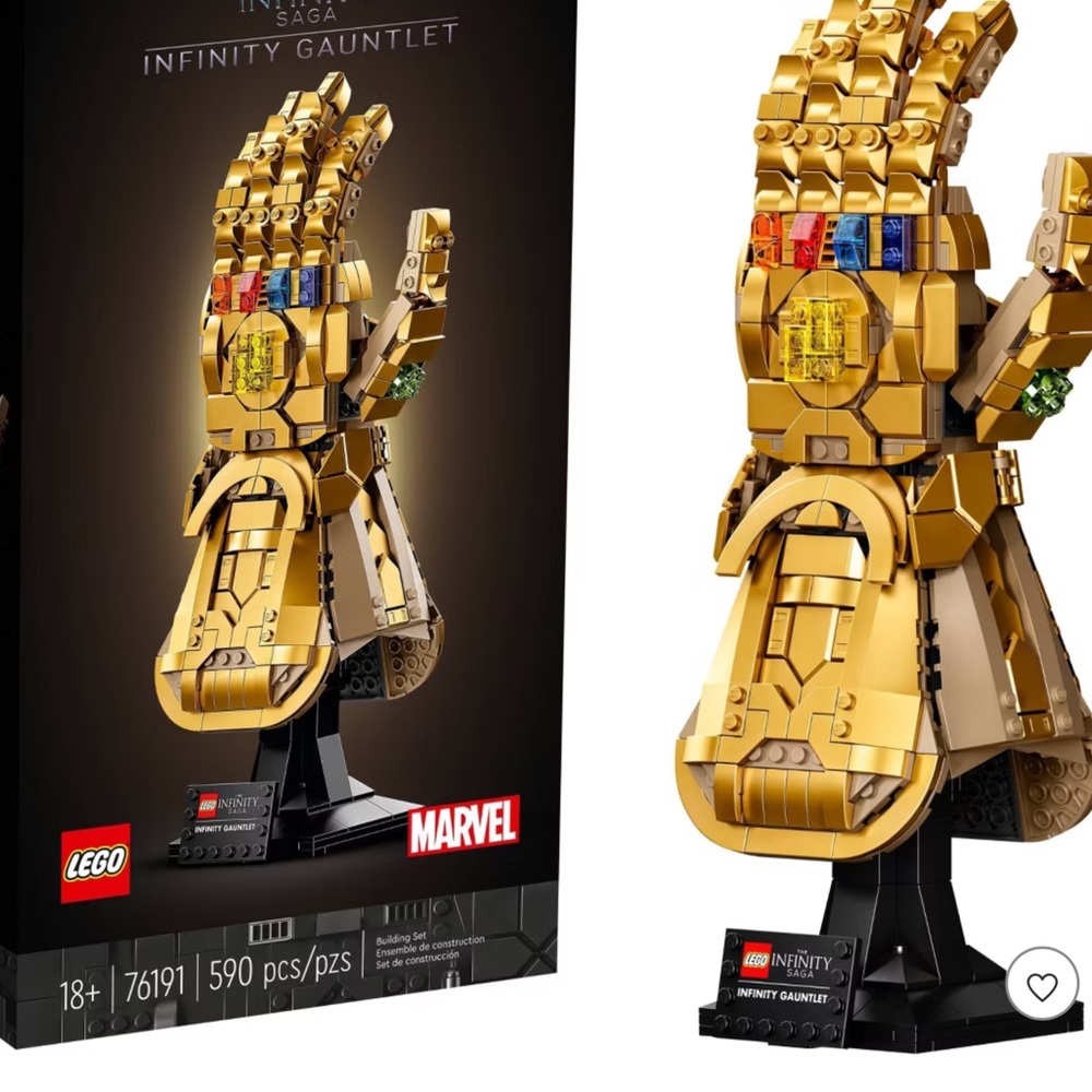 LEGO Marvel Infinity Gauntlet with Gold and Colorful Stones new in box